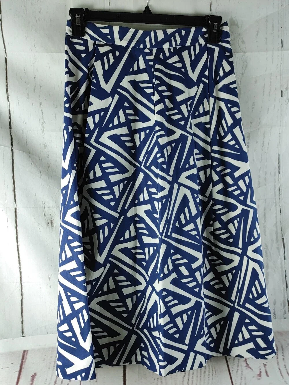 Cremieux Women 2 Piece Skirt Set Size L Top & Size 8 Skirt Blue White Geometric